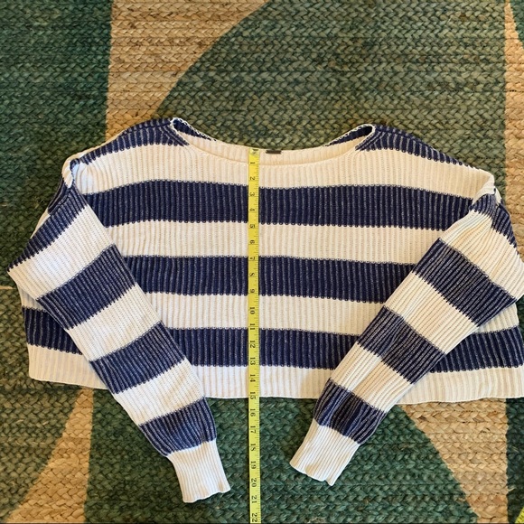 Free People Sweater - Picture 4 of 8